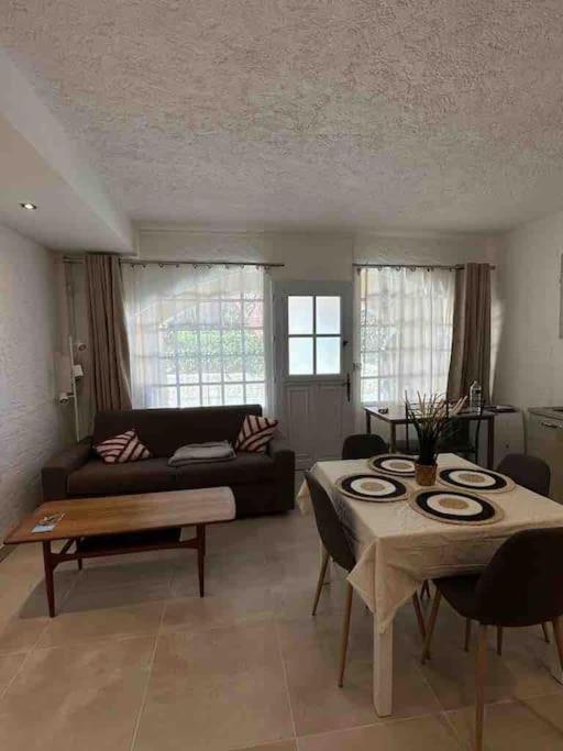 Appartement 30 M De La Plage Grimaud Esterno foto