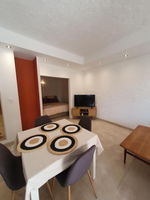 Appartement 30 M De La Plage Grimaud Esterno foto
